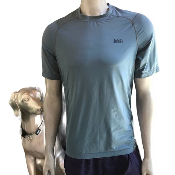 REI Blue Short Sleeve Athletic Shirt Men's Size Medium - Picture 1 of 6